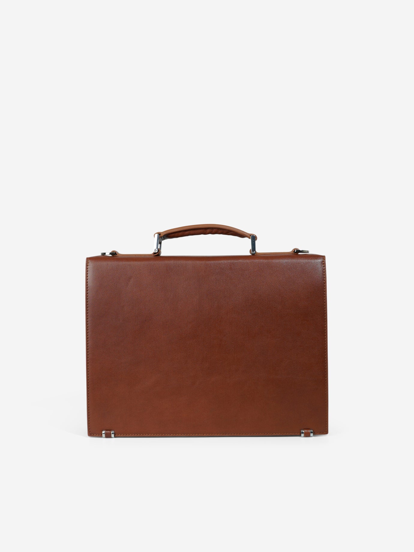 Classic Läder Portfölj & Datorväska i Konjak brun från RUMI OF SWEDEN – Baksidan med stilren design